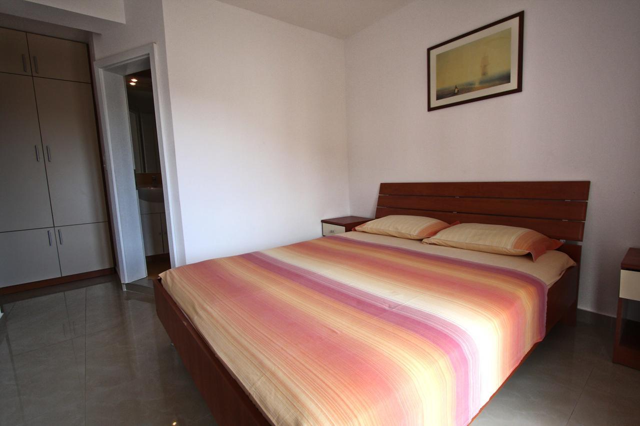 Apartmani Irena Петровац Экстерьер фото
