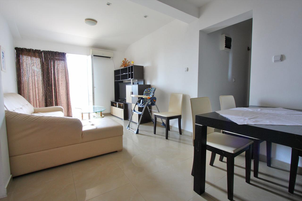 Apartmani Irena Петровац Экстерьер фото