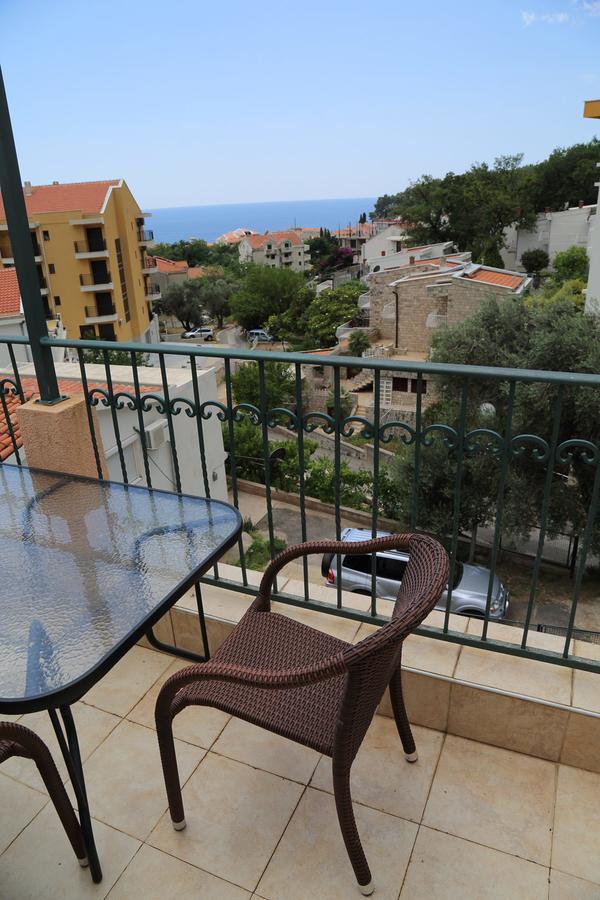 Apartmani Irena Петровац Экстерьер фото