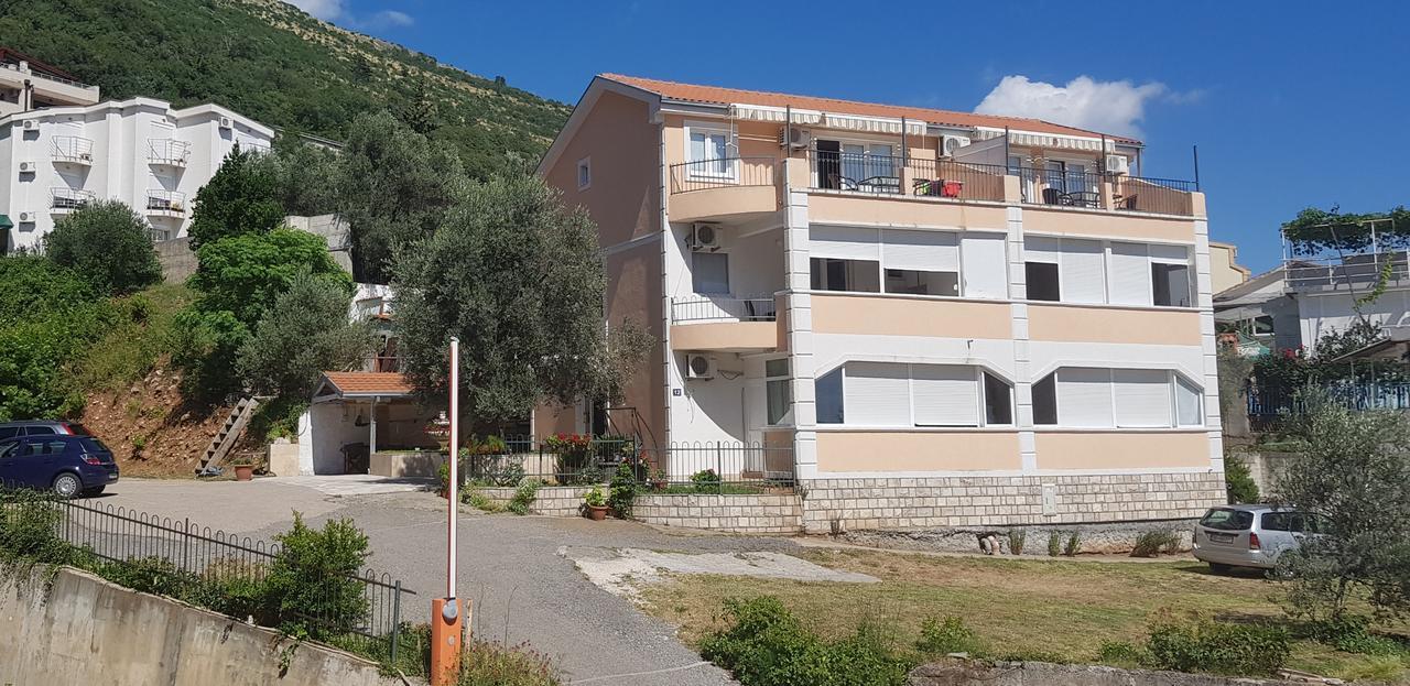 Apartmani Irena Петровац Экстерьер фото
