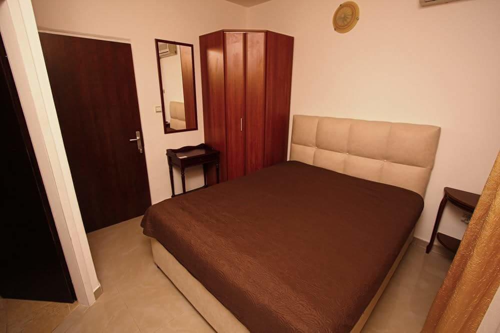 Apartmani Irena Петровац Экстерьер фото